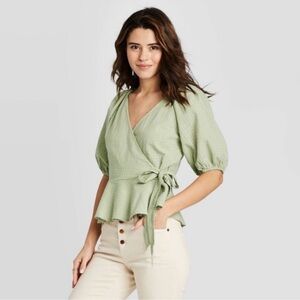 Universal Thread | Mint Green Peplum Puff
Sleeve Wrap Top